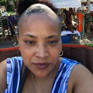 Meet your Posher, Toya